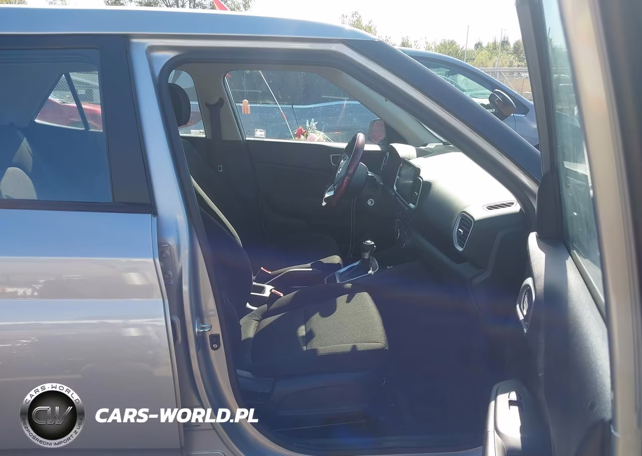 2021 Hyundai Venue Se VIN:KMHRB8A30MU121355 - 5