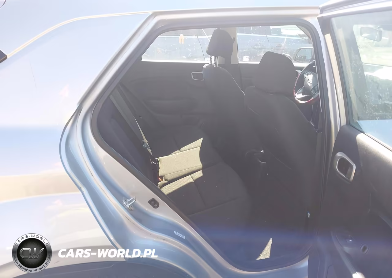 2021 Hyundai Venue Se VIN:KMHRB8A30MU121355 - 8