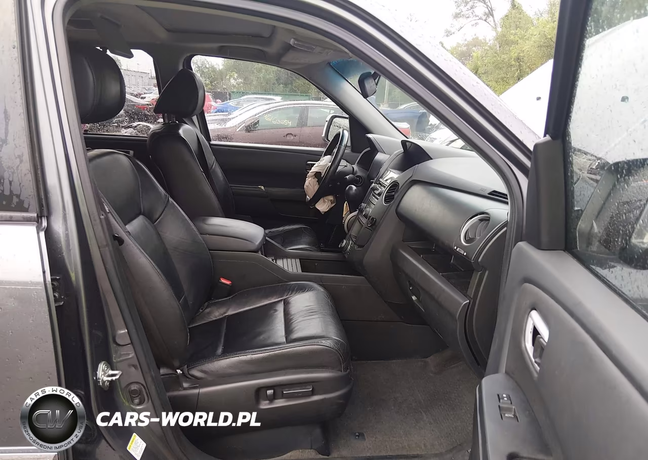 2012 Honda Pilot Touring VIN:5FNYF3H97CB024307 - 5