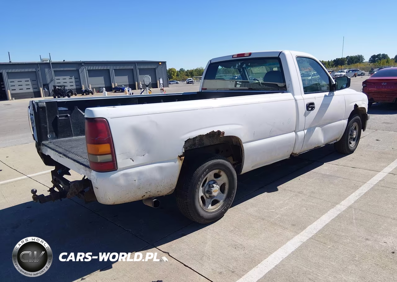 2000 Chevrolet Silverado 1500 VIN:1GCEC14W4YE296432 - 4