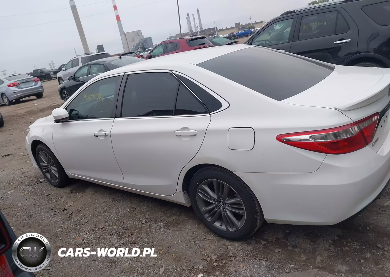 2017 Toyota Camry Se VIN:4T1BF1FK8HU677450 - 14