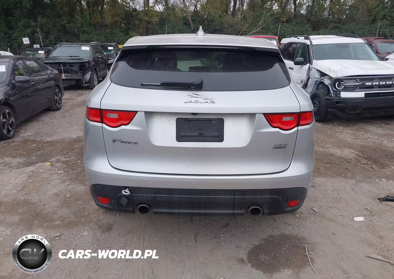 2017 Jaguar F-Pace 35T Premium VIN:SADCJ2BV5HA898653 - 16