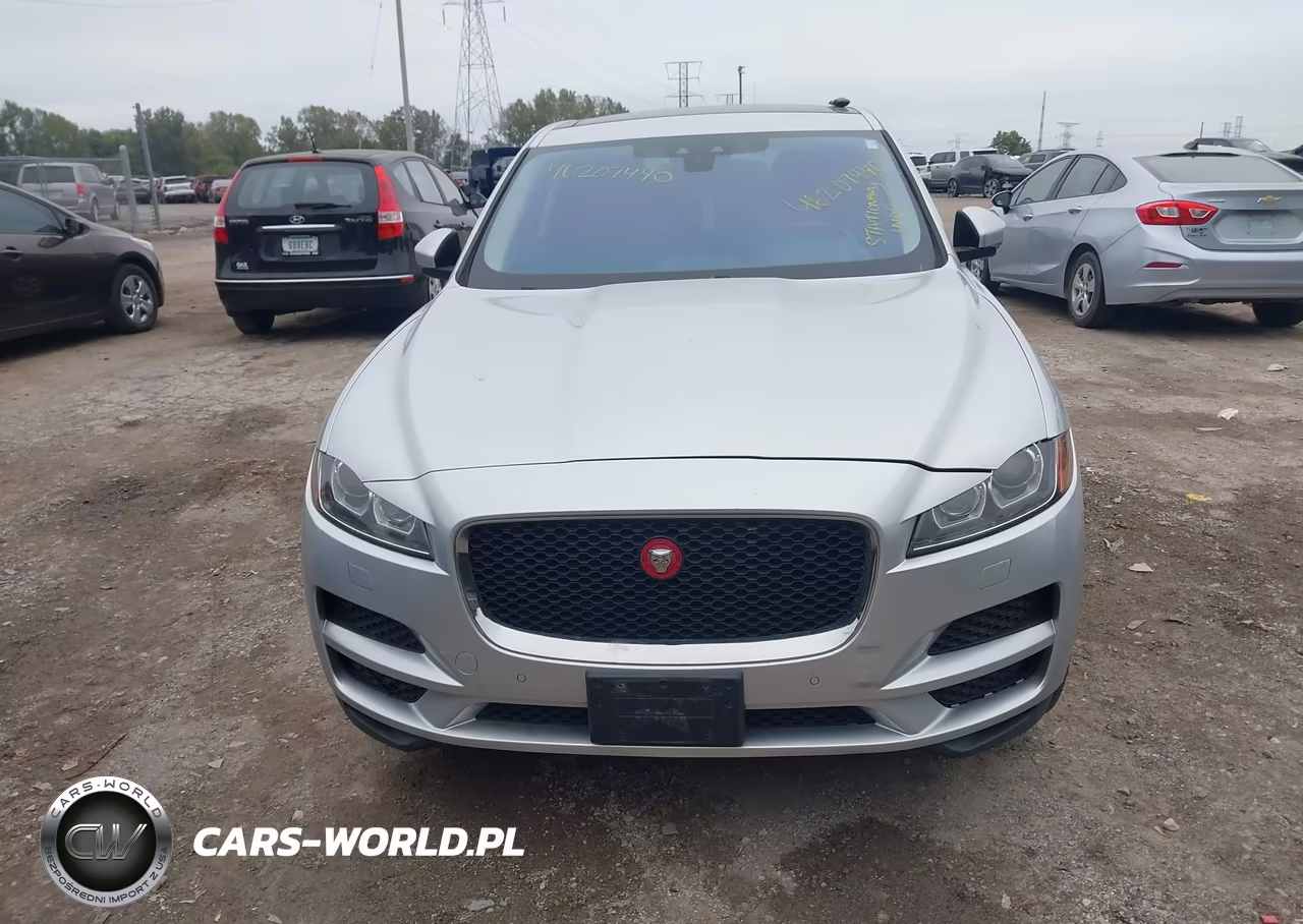 2017 Jaguar F-Pace 35T Premium VIN:SADCJ2BV5HA898653 - 6