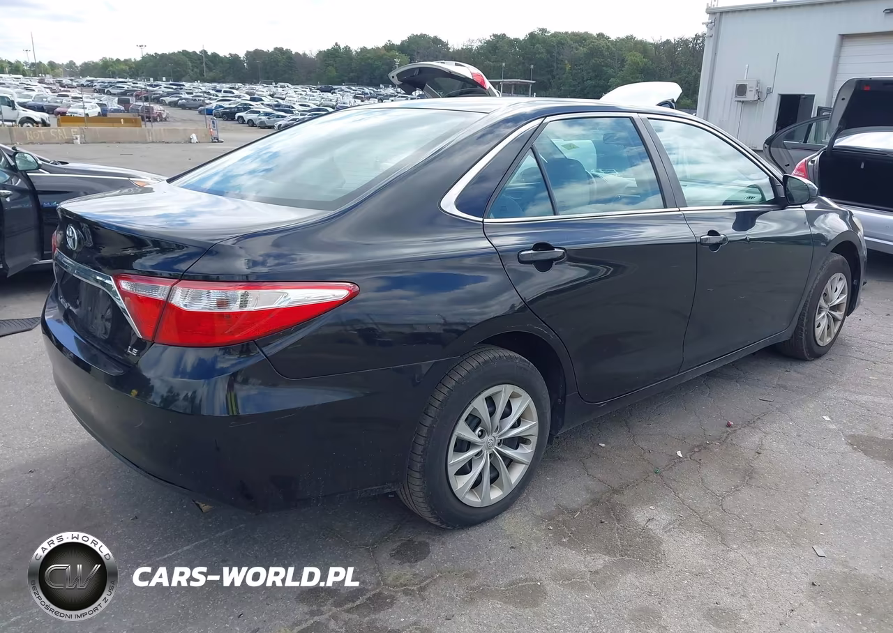 2016 Toyota Camry Le VIN:4T1BF1FK7GU175785 - 4