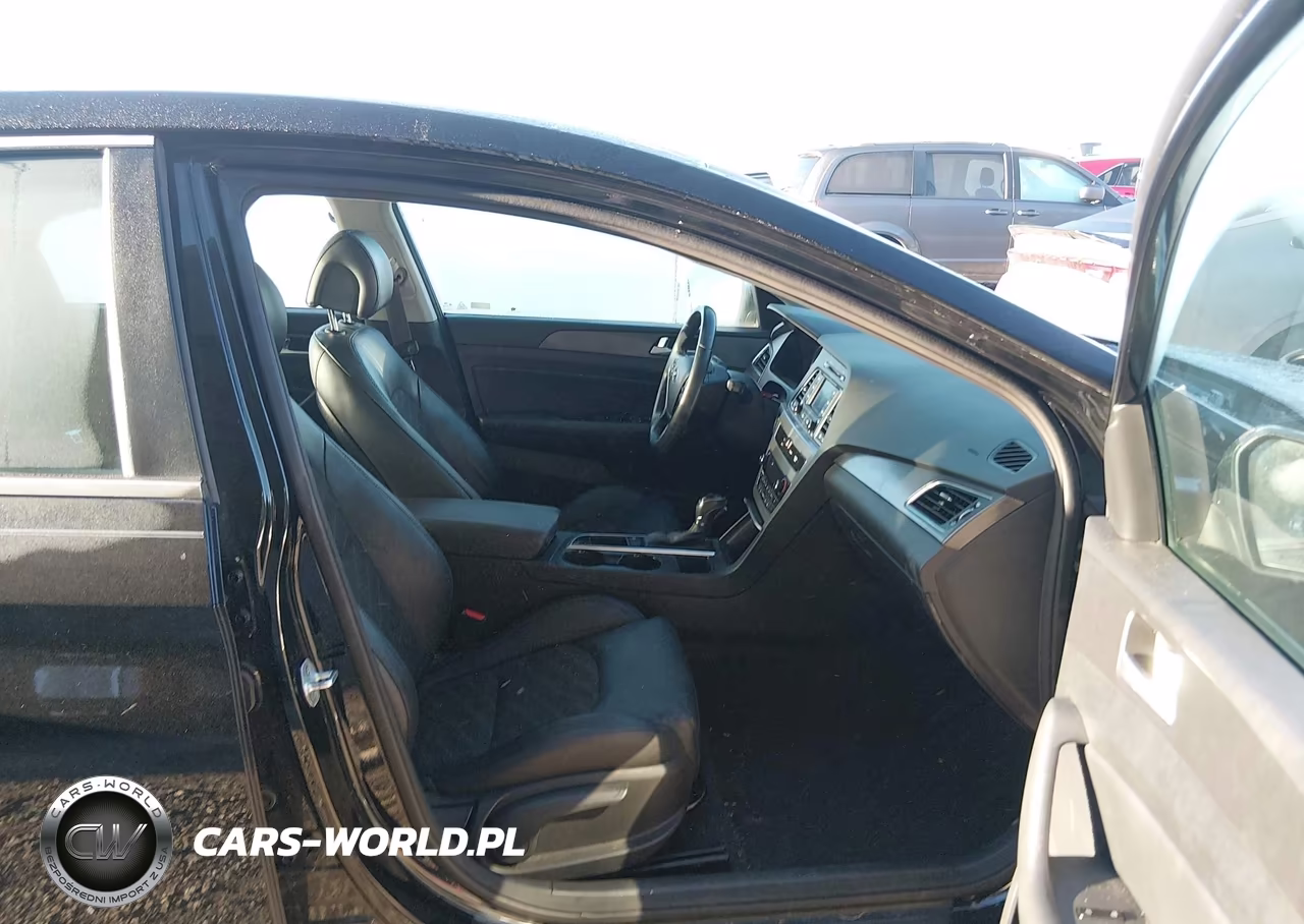 2015 Hyundai Sonata Sport VIN:5NPE34AF7FH072168 - 5