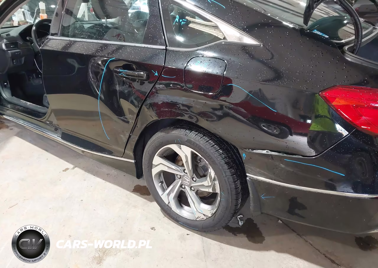 2018 Honda Accord Ex VIN:1HGCV1F46JA083946 - 18