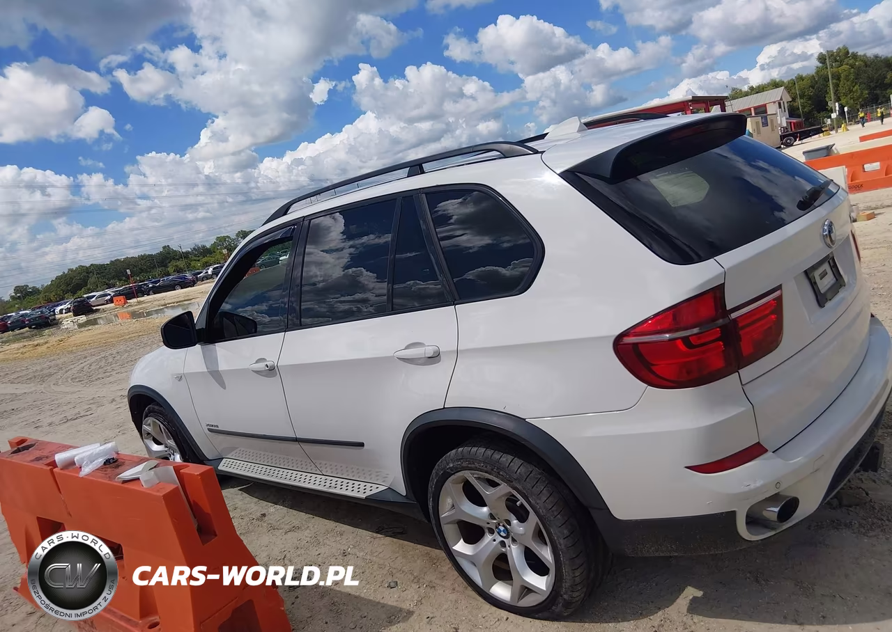2011 BMW X5 VIN:5UXZV4C51BL740146 - 14