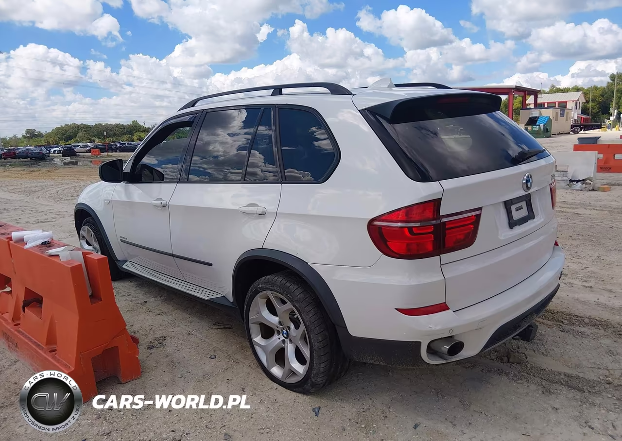 2011 BMW X5 VIN:5UXZV4C51BL740146 - 3