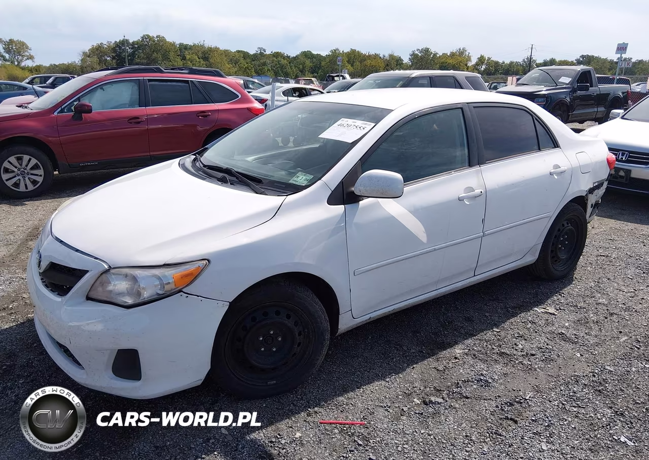 2013 Toyota Corolla Le VIN:2T1BU4EEXDC081657 - 2