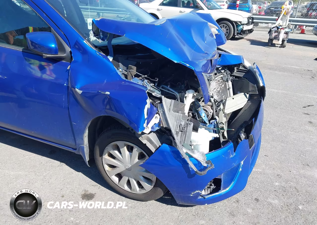 2016 Nissan Versa S Plus VIN:3N1CN7AP8GL877080 - 6
