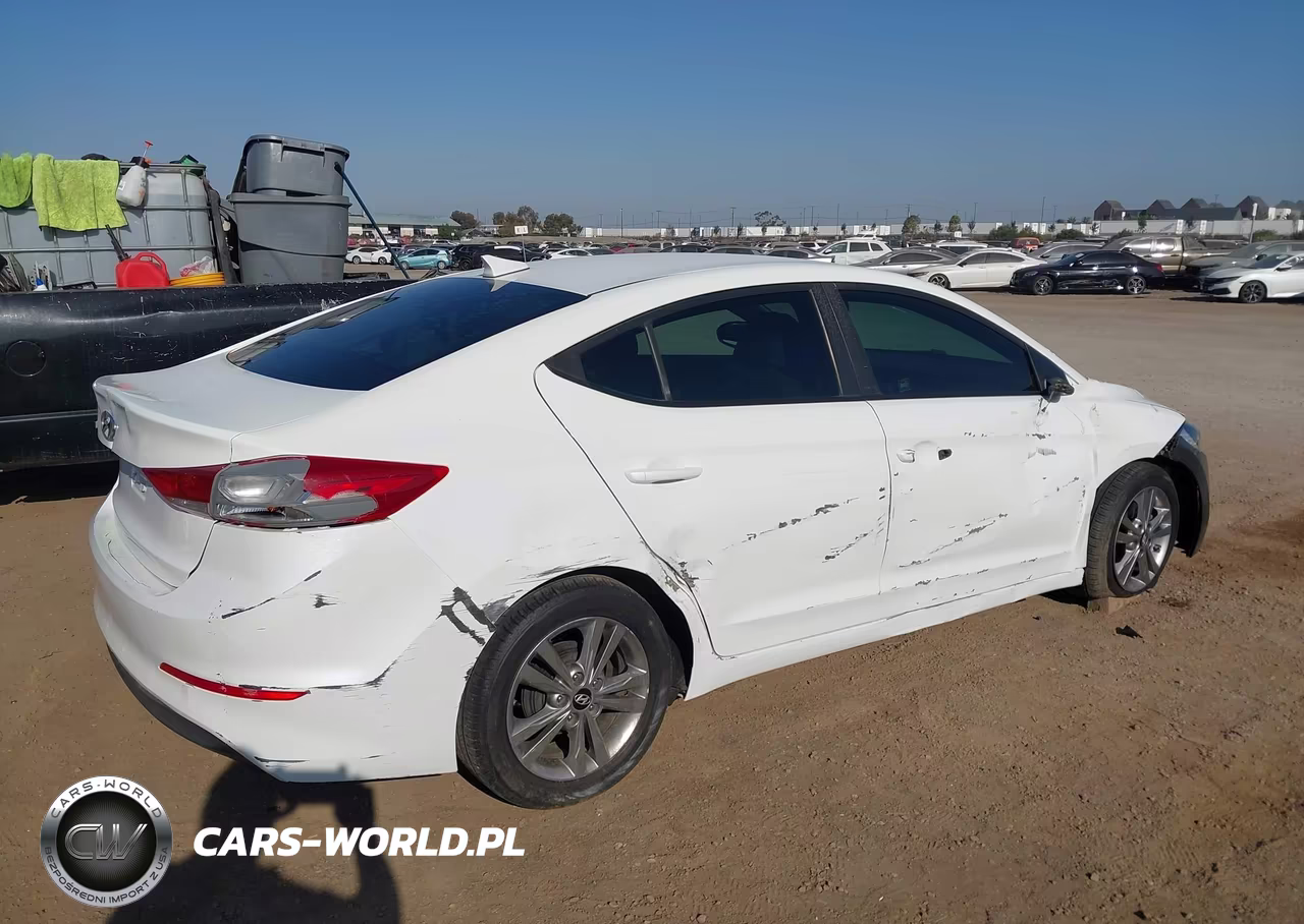 2017 Hyundai Elantra Se VIN:5NPD84LF6HH156866 - 17