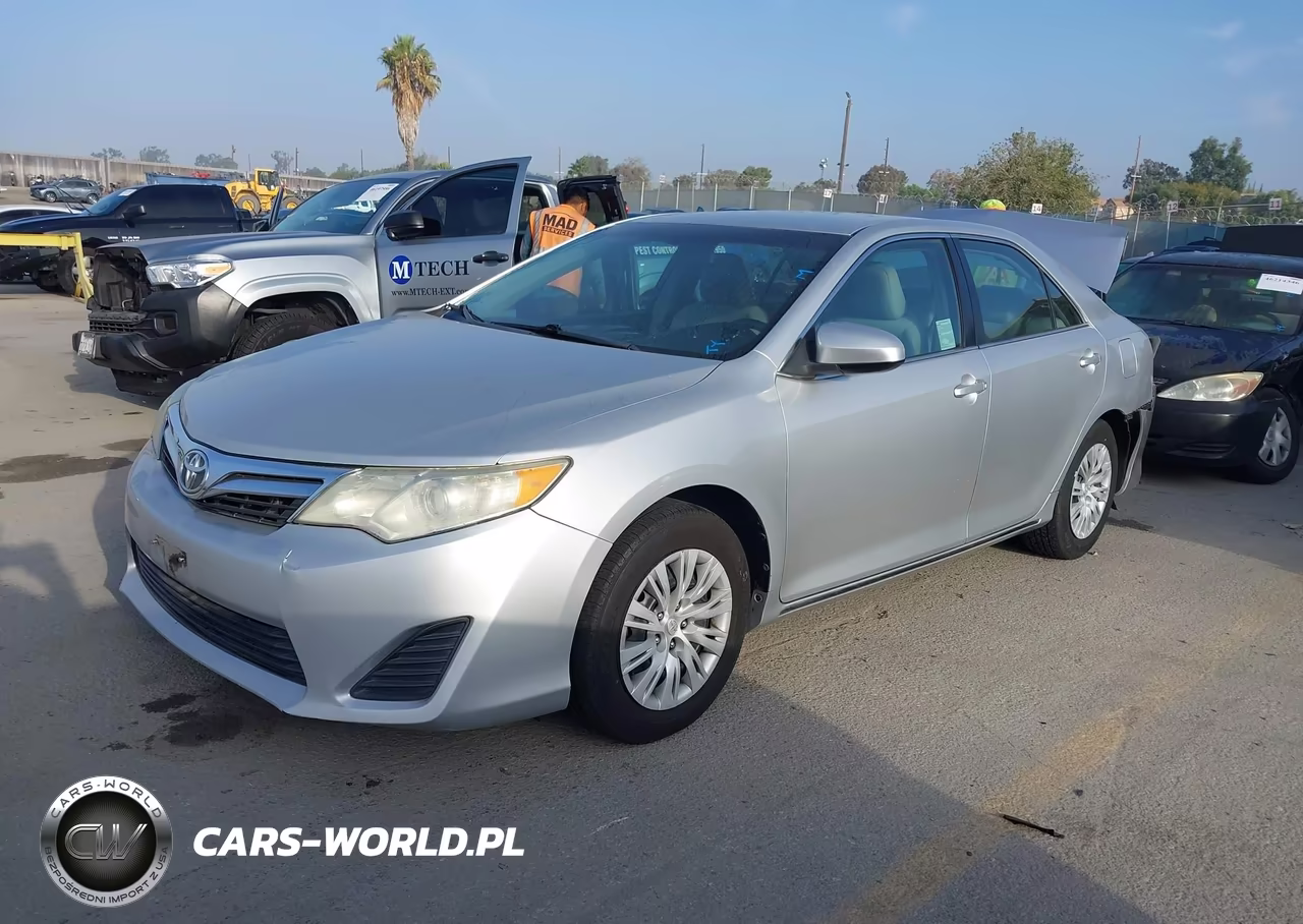 2014 Toyota Camry Le VIN:4T4BF1FK5ER377866 - 2