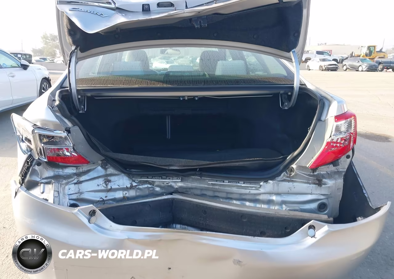 2014 Toyota Camry Le VIN:4T4BF1FK5ER377866 - 6