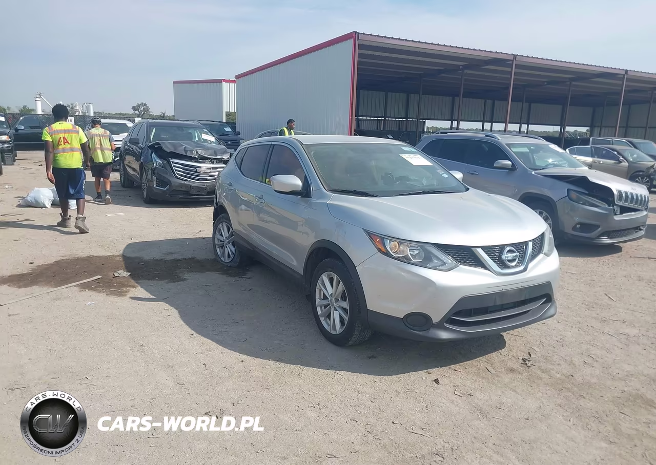 2017 Nissan Rogue Sport S
