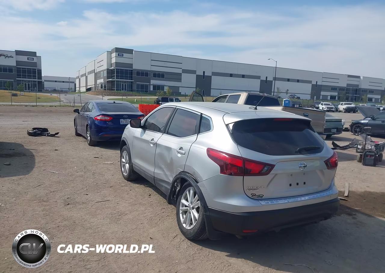 2017 Nissan Rogue Sport S VIN:JN1BJ1CP2HW030889 - 3