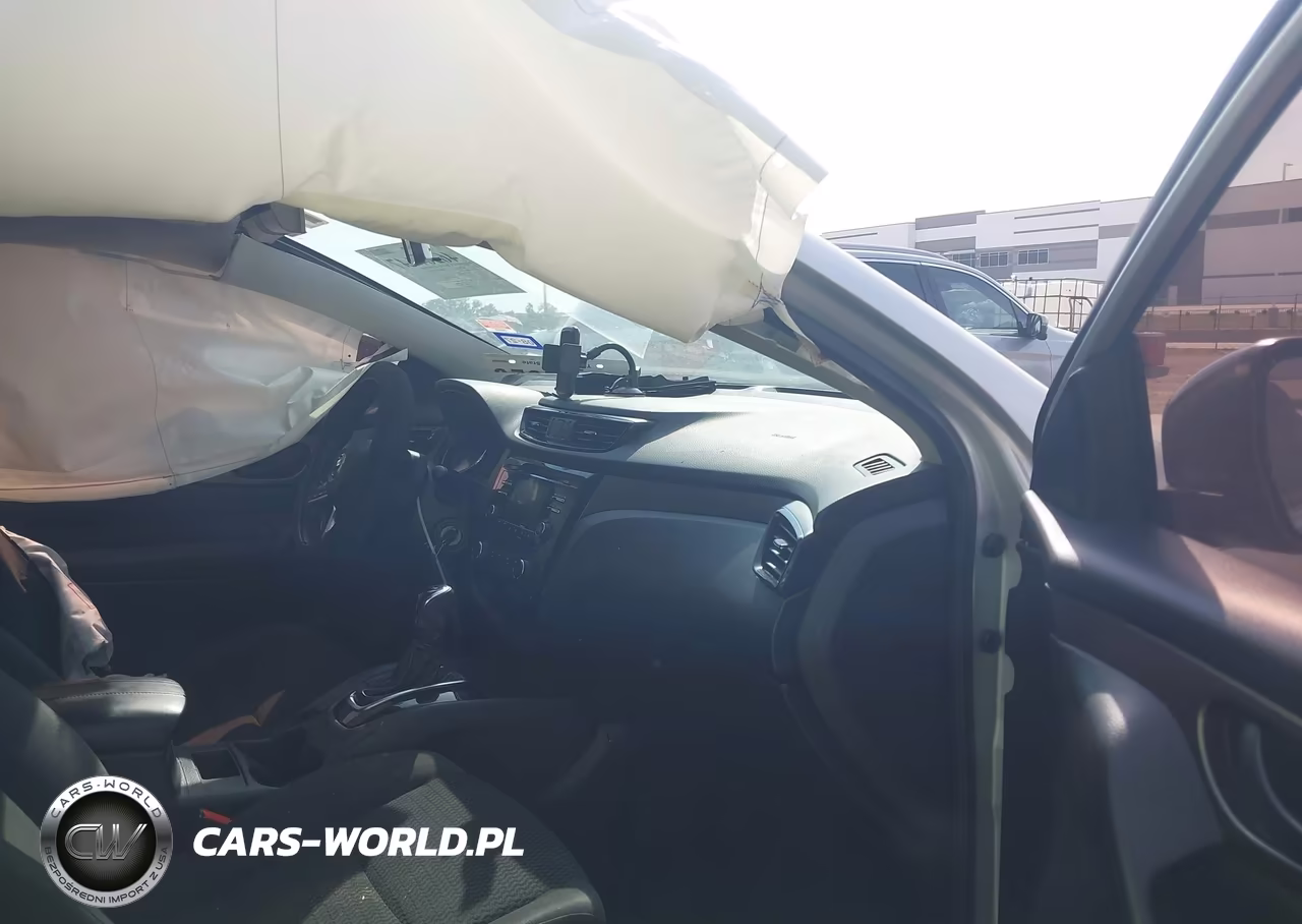 2017 Nissan Rogue Sport S VIN:JN1BJ1CP2HW030889 - 5