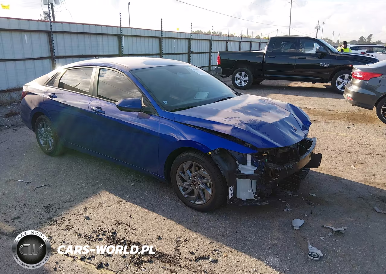 2024 Hyundai Elantra Sel