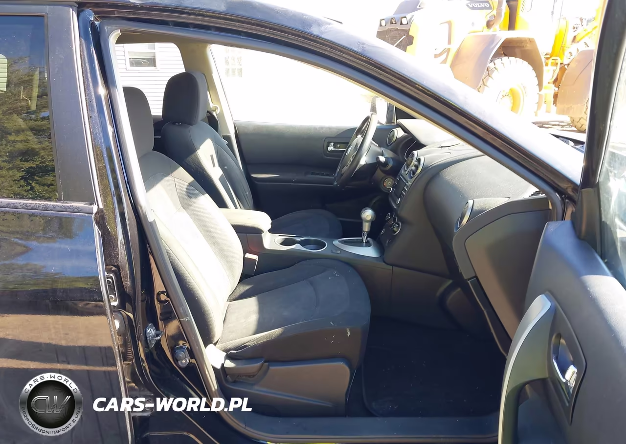 2013 Nissan Rogue S VIN:JN8AS5MV0DW664372 - 5