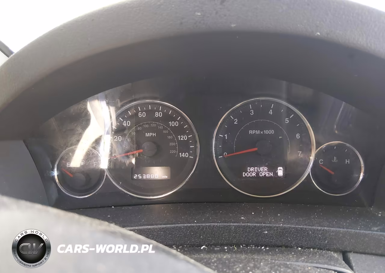 2009 Jeep Grand Cherokee Laredo VIN:1J8GR48K59C536979 - 7