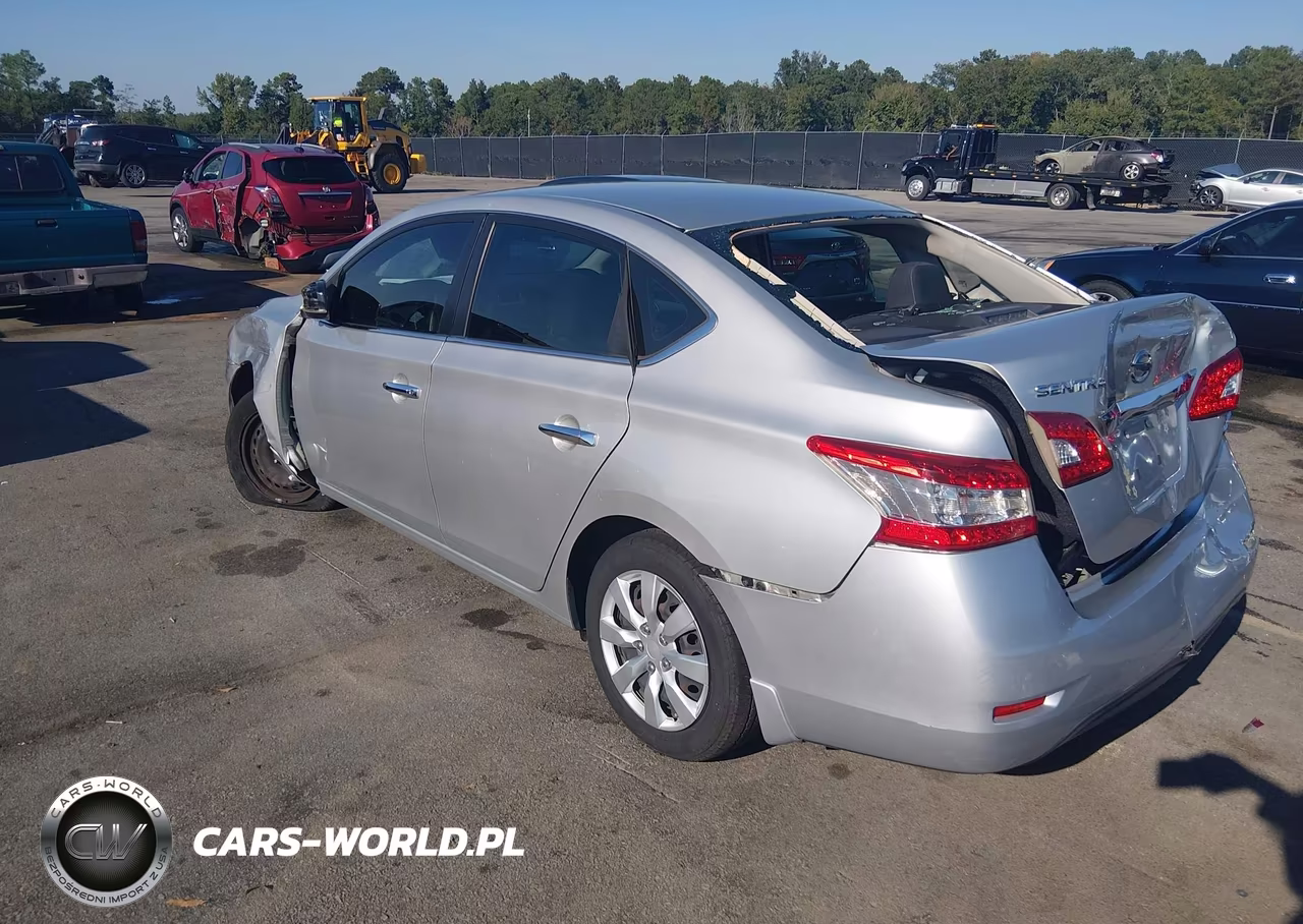 2015 Nissan Sentra S VIN:3N1AB7AP1FY370121 - 3