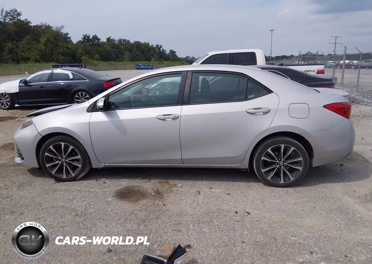 2019 Toyota Corolla Se VIN:2T1BURHE2KC243139 - 14