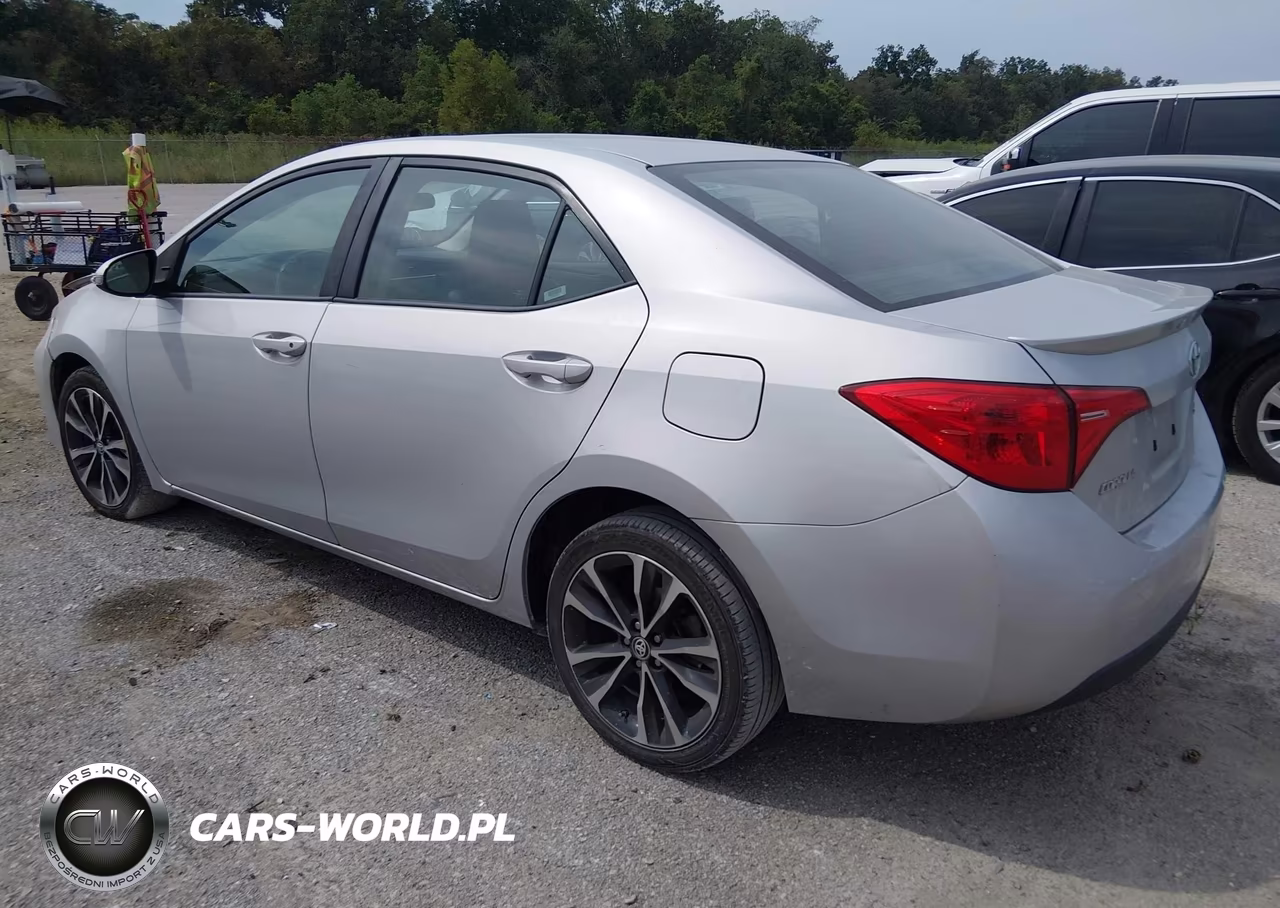 2019 Toyota Corolla Se VIN:2T1BURHE2KC243139 - 3