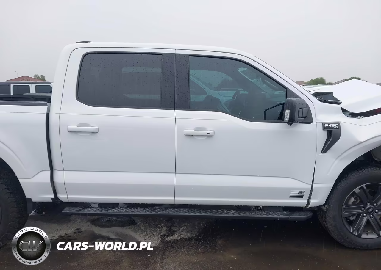 2023 Ford F-150 Xlt VIN:1FTFW1E87PKD22422 - 13