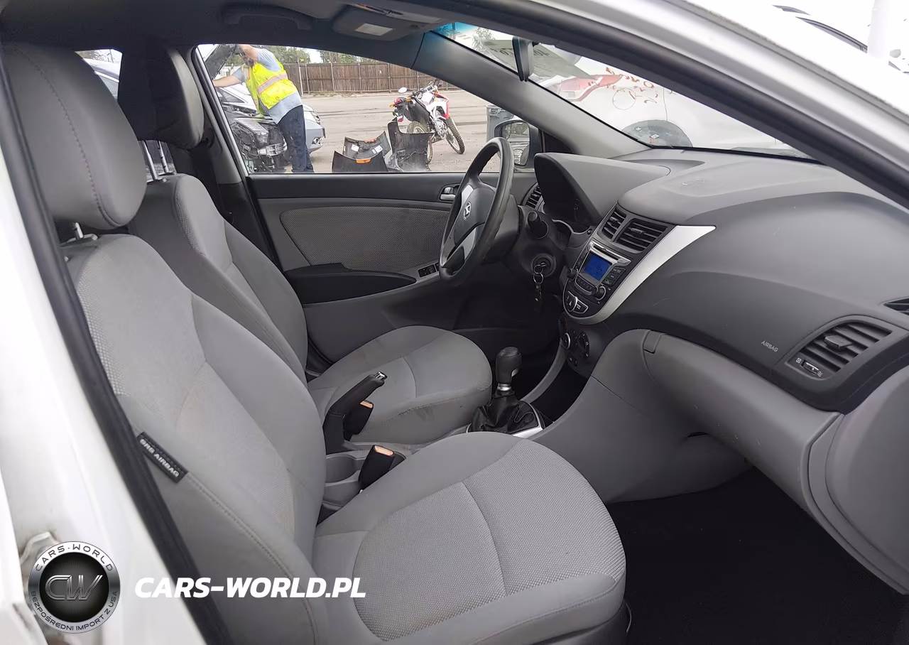 2014 Hyundai Accent Gs VIN:KMHCT5AE0EU149614 - 5