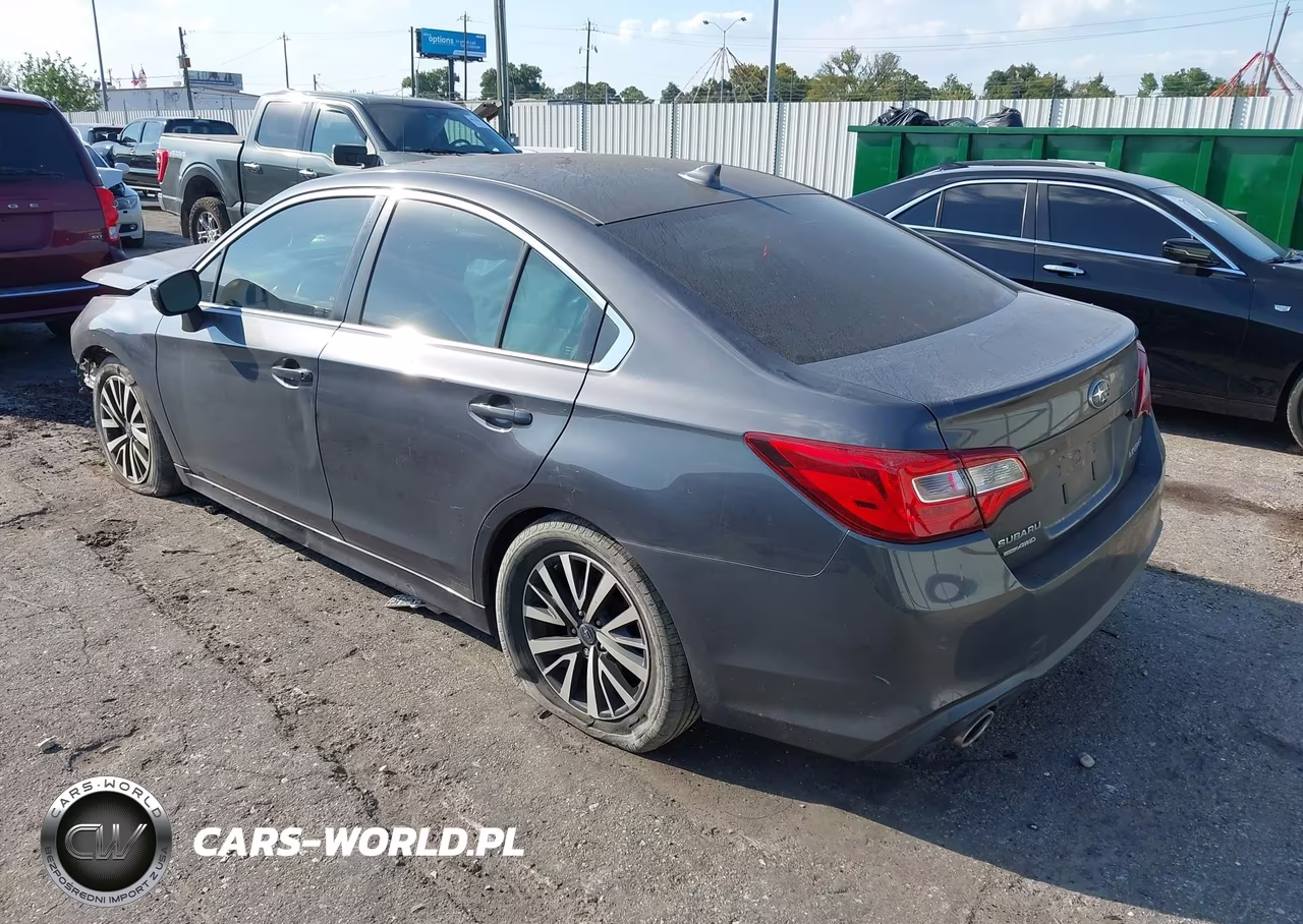 2018 Subaru Legacy 2.5I Premium VIN:4S3BNAC65J3033737 - 3