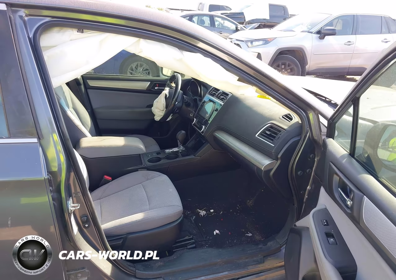2018 Subaru Legacy 2.5I Premium VIN:4S3BNAC65J3033737 - 5
