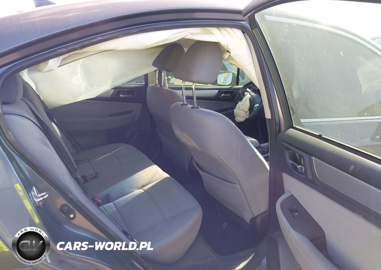 2018 Subaru Legacy 2.5I Premium VIN:4S3BNAC65J3033737 - 8