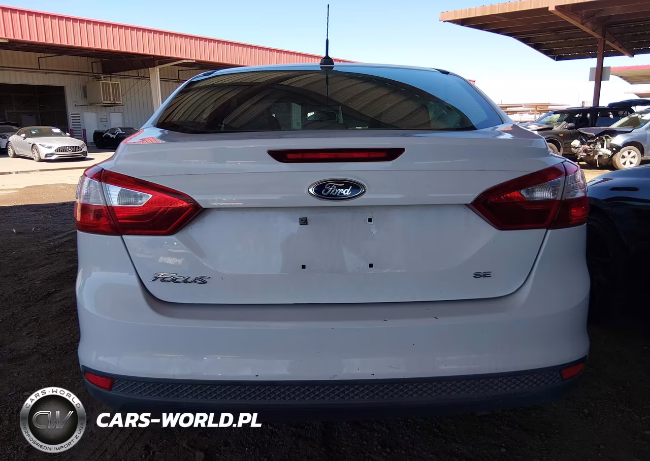 2014 Ford Focus Se VIN:1FADP3F2XEL433392 - 16
