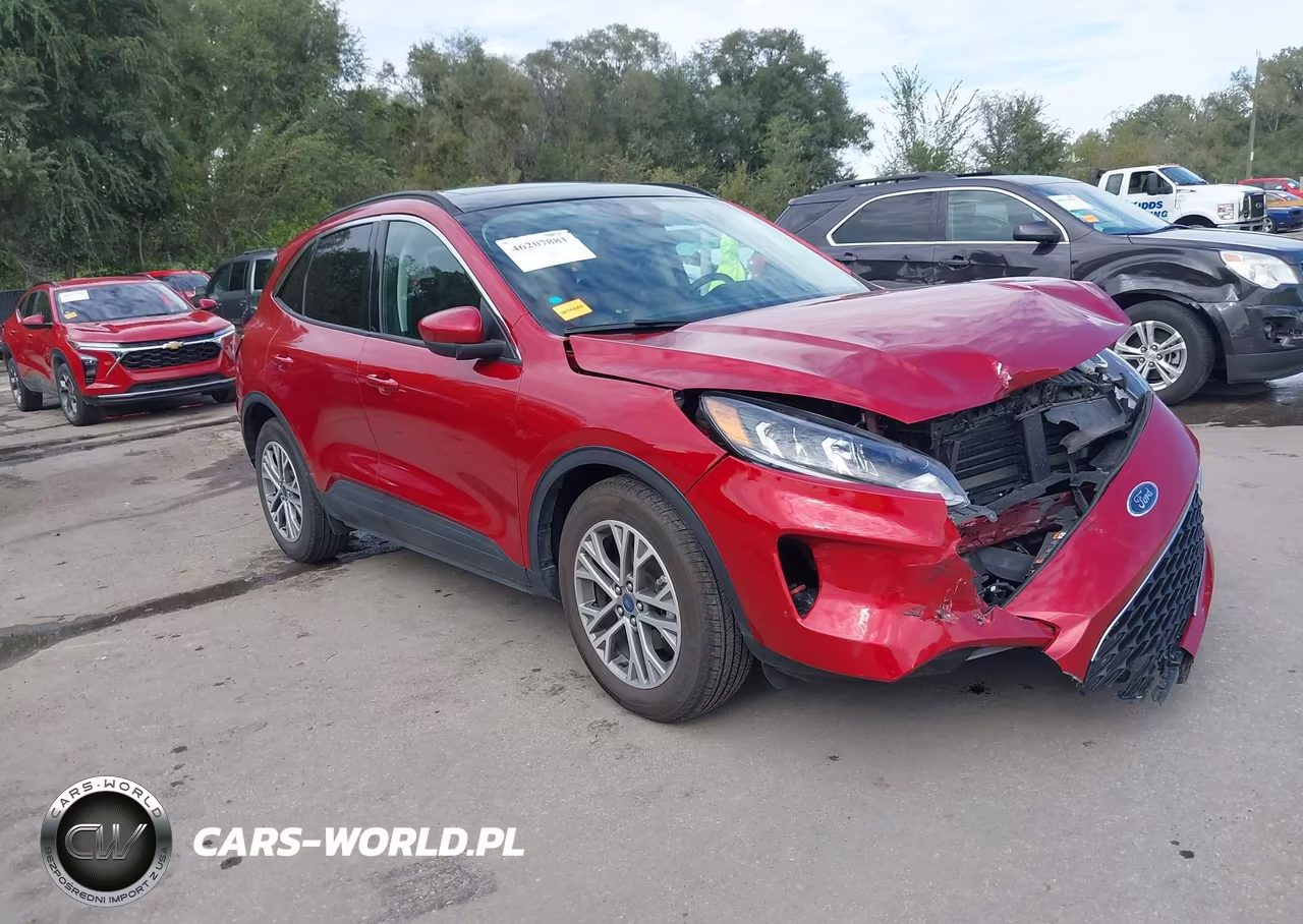 2022 Ford Escape Sel