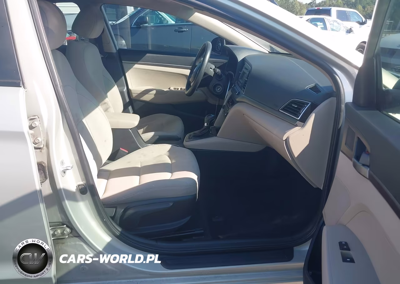 2017 Hyundai Elantra Se VIN:5NPD74LF7HH083431 - 5