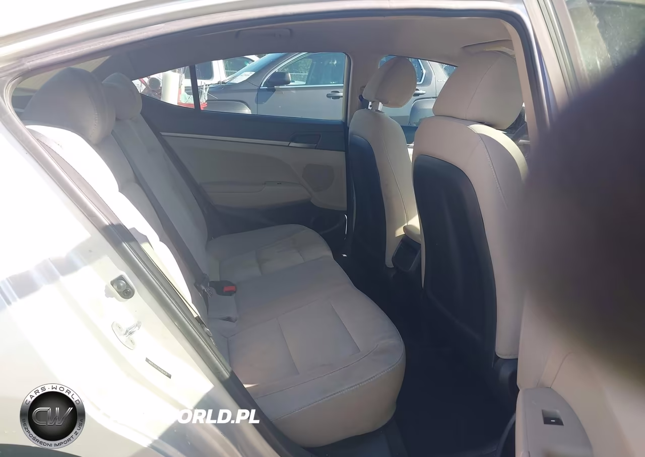 2017 Hyundai Elantra Se VIN:5NPD74LF7HH083431 - 8