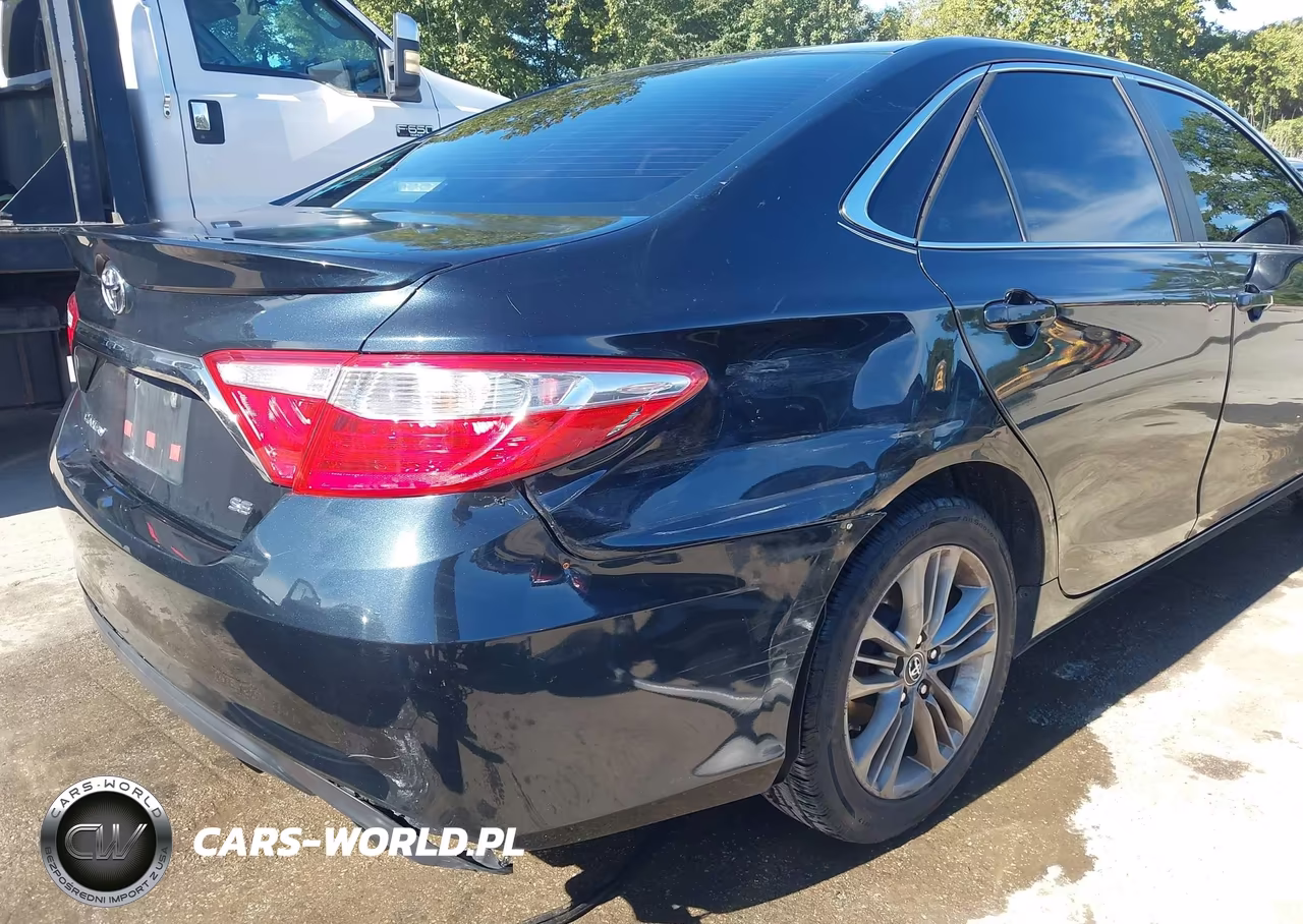 2015 Toyota Camry Se VIN:4T1BF1FK3FU078419 - 19