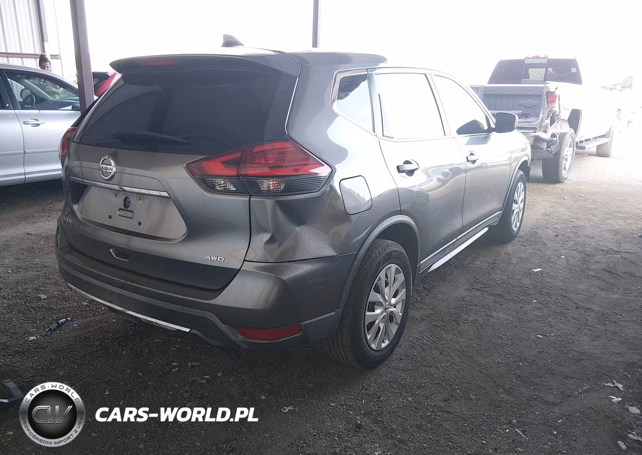 2017 Nissan Rogue S VIN:KNMAT2MV2HP537842 - 4