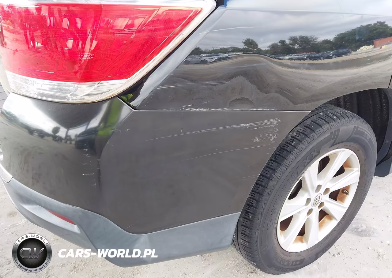 2013 Toyota Highlander Plus VIN:5TDZK3EH2DS137073 - 17