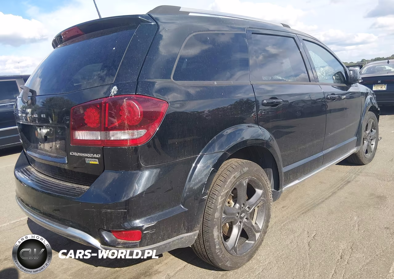 2019 Dodge Journey VIN:3C4PDCGG7KT731442 - 4