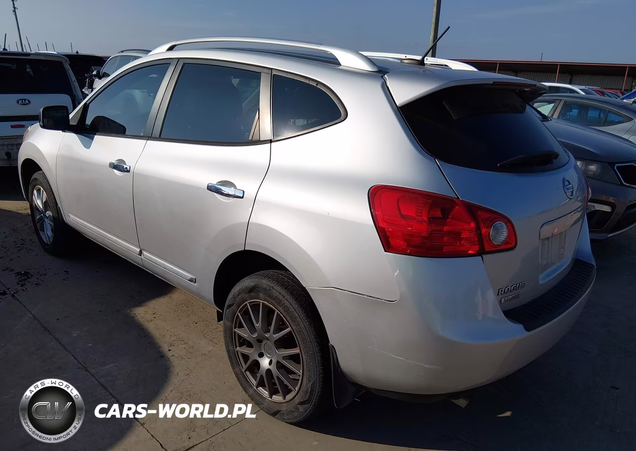 2015 Nissan Rogue Select S VIN:JN8AS5MT7FW653600 - 3