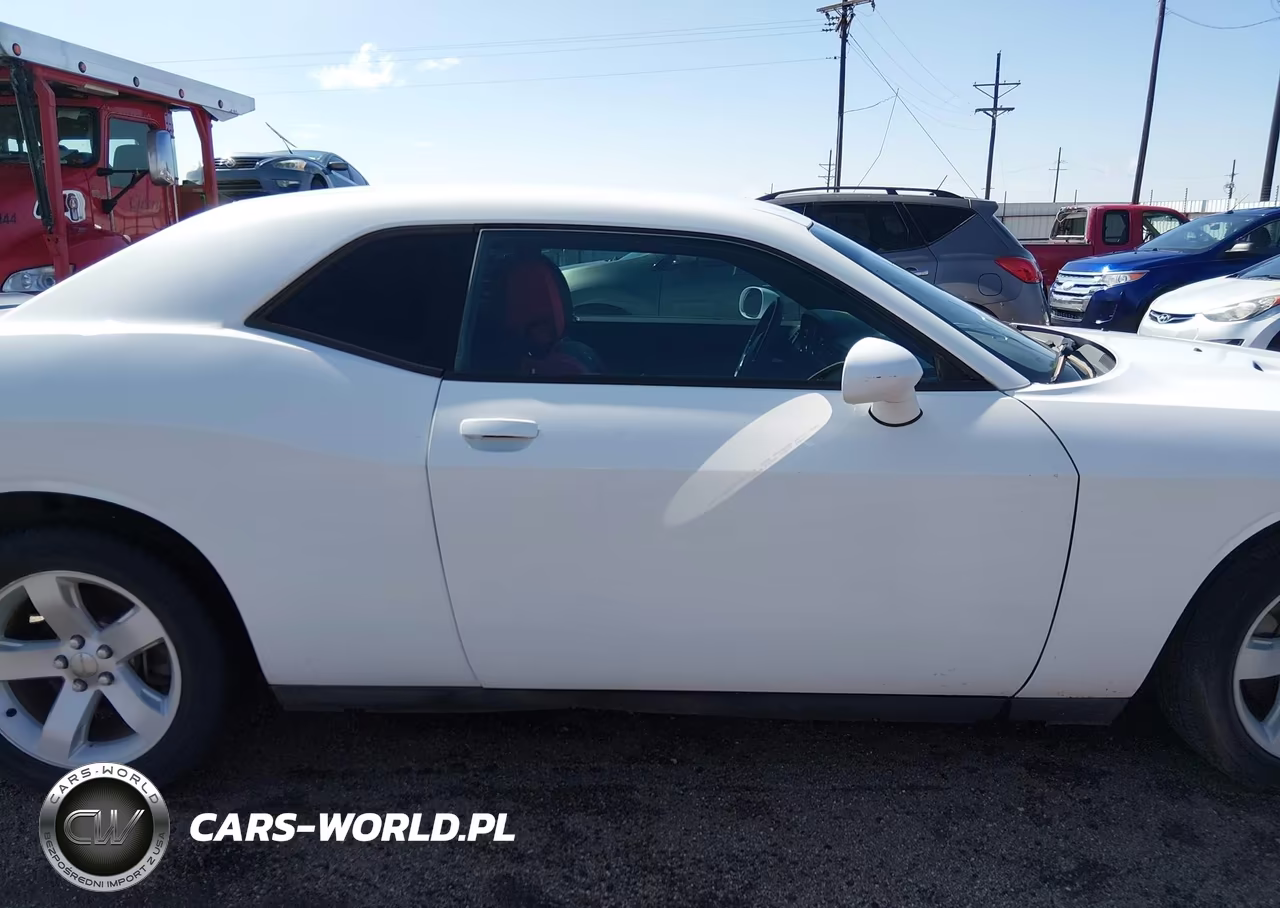 2013 Dodge Challenger Sxt VIN:2C3CDYAG1DH645547 - 14