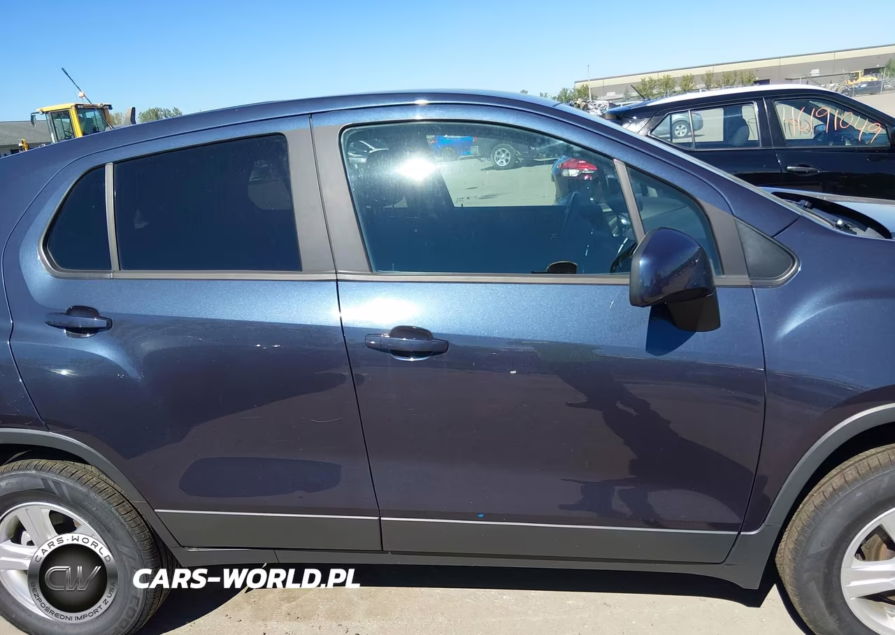 2019 Chevrolet Trax Ls VIN:3GNCJNSB8KL175373 - 13