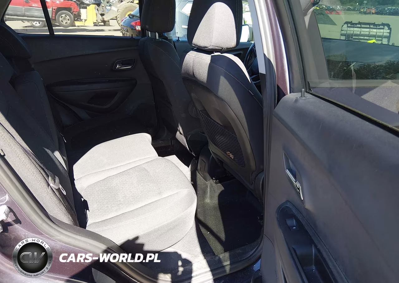 2019 Chevrolet Trax Ls VIN:3GNCJNSB8KL175373 - 8