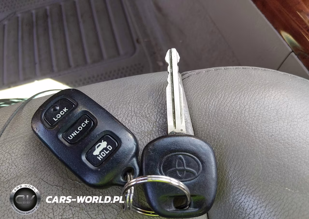 2005 Toyota Camry Xle VIN:4T1BE30KX5U624378 - 11