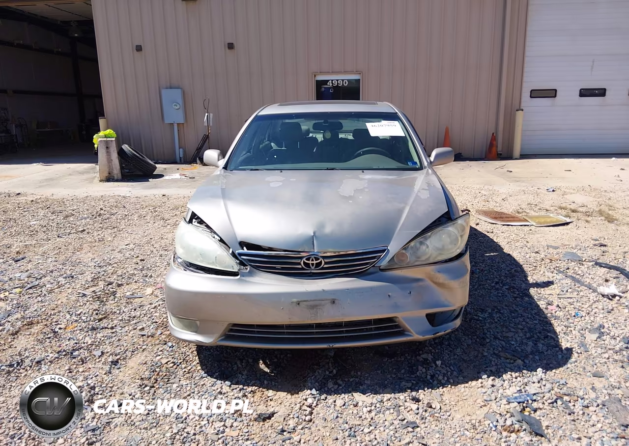 2005 Toyota Camry Xle VIN:4T1BE30KX5U624378 - 12