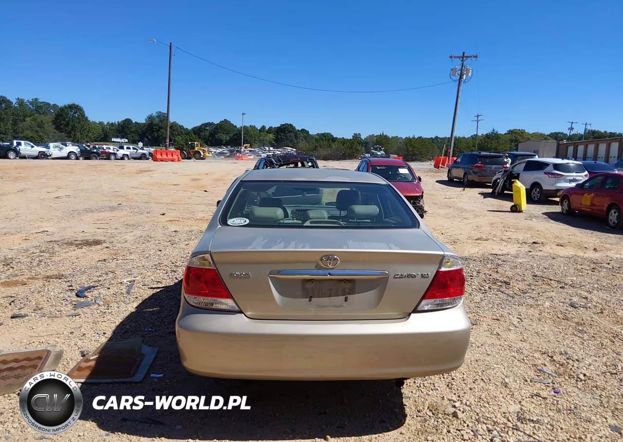 2005 Toyota Camry Xle VIN:4T1BE30KX5U624378 - 16