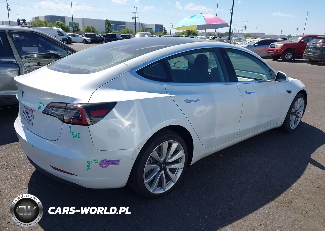 2018 Tesla Modelo 3 Long Range-Mid Range VIN:5YJ3E1EA7JF154682 - 4