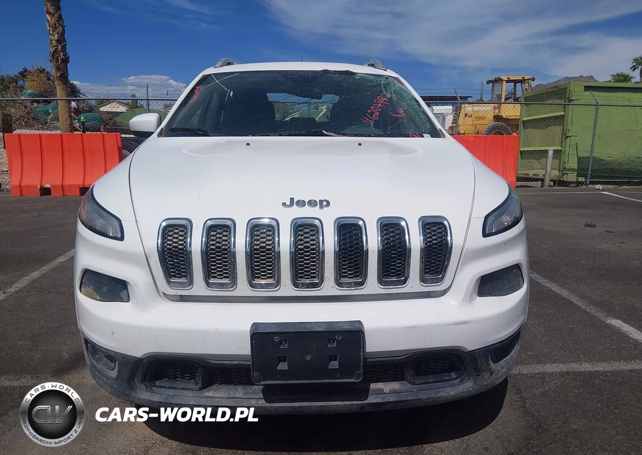 2018 Jeep Cherokee Latitude 4X4 VIN:1C4PJMCB3JD577969 - 12