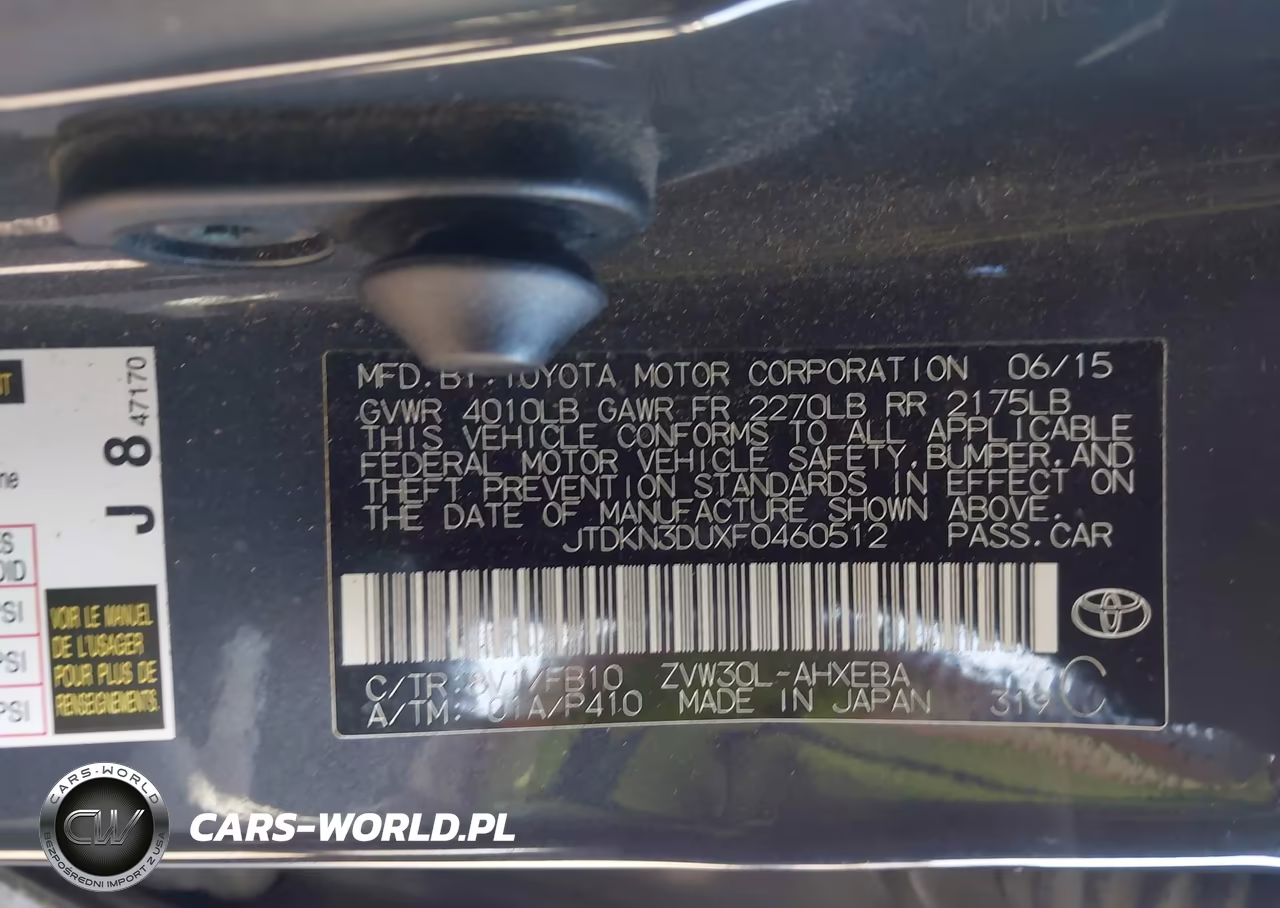 2015 Toyota Prius Two VIN:JTDKN3DUXF0460512 - 9