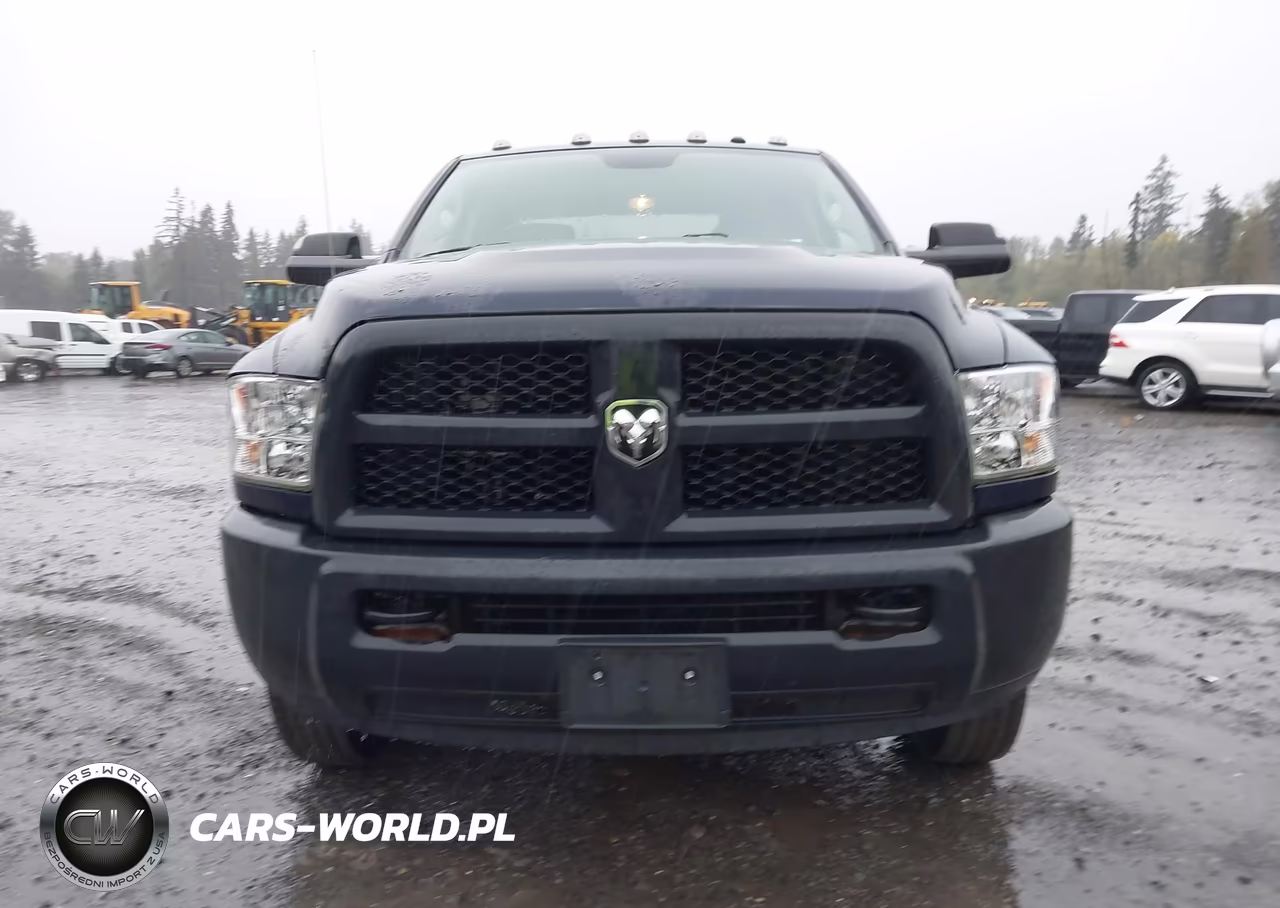 2018 Ram 3500 Tradesman VIN:3C63RRGJ7JG412605 - 12